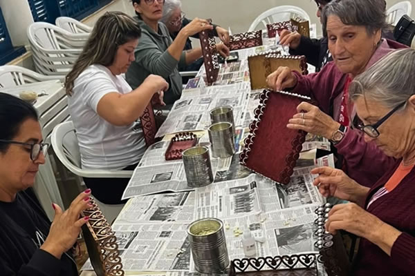 Estão disponíveis aulas de artesanato em Tabapuã