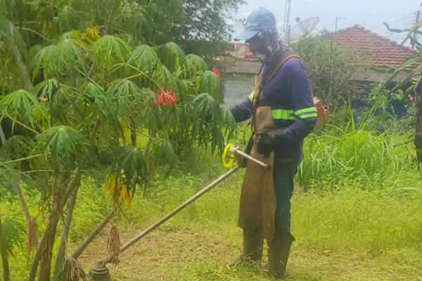 Prefeitura intensifica serviços de limpeza e manutenção urbana