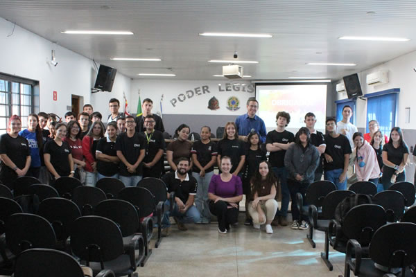 Palestra sobre comunicação e sucesso profissional